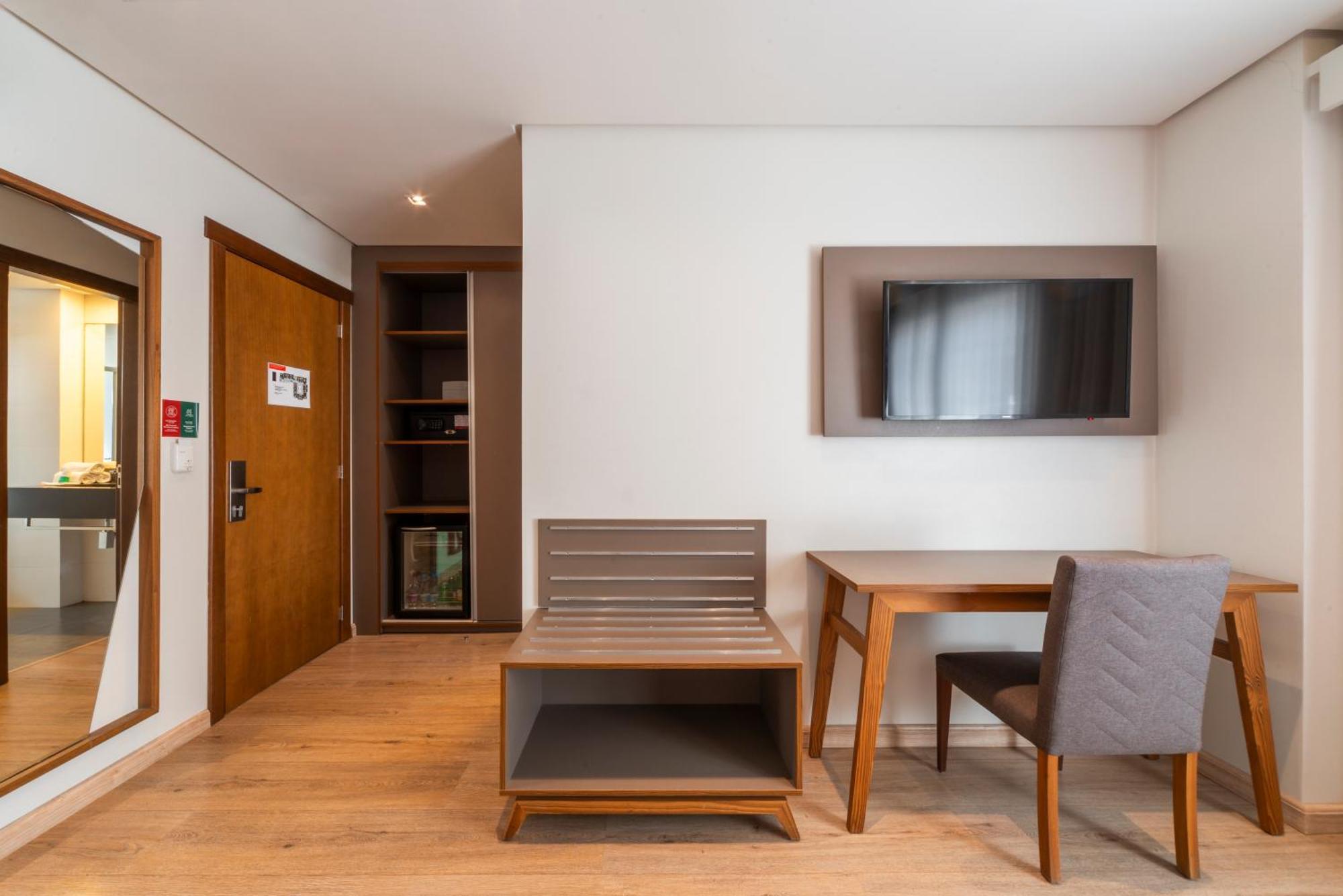 拉海图斯蒂洛中心酒店 格拉玛多 外观 照片 A room at the hotel