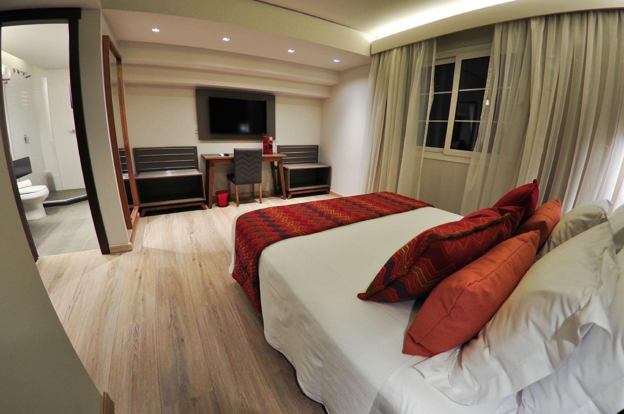拉海图斯蒂洛中心酒店 格拉玛多 外观 照片 A room at the hotel